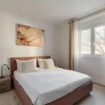 Regalia Suites - Free Parking